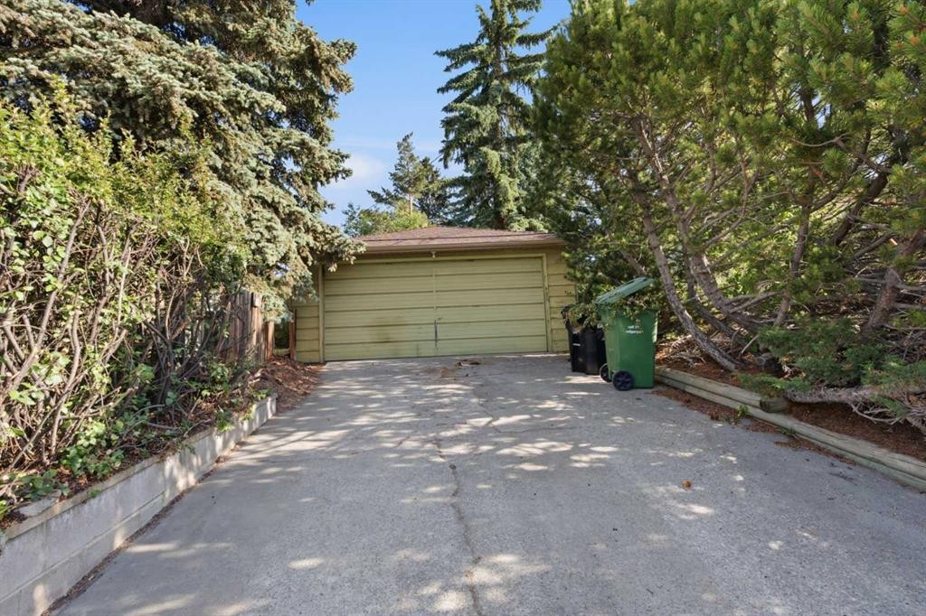 3720 Spruce Drive Sw, Calgary, AB - Outdoor