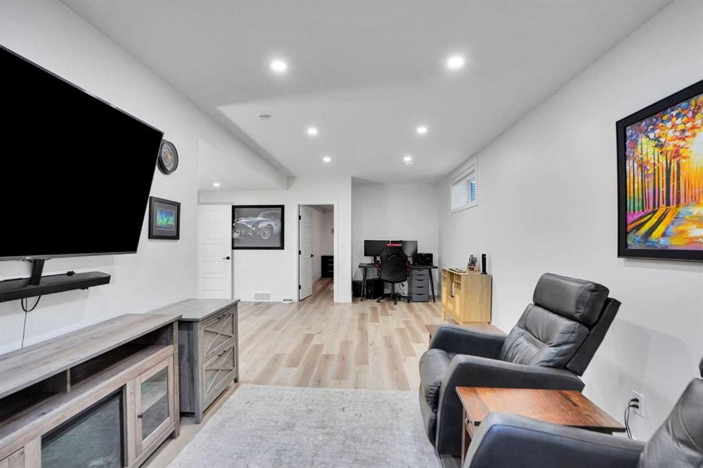 188 Brander Avenue, Langdon, AB