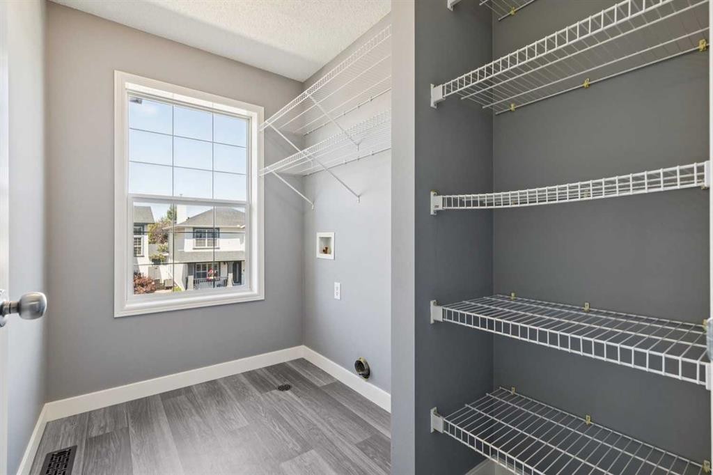 137 Prestwick Mews Se, Calgary, AB - Indoor With Storage