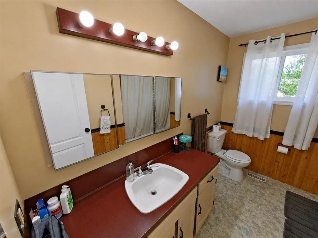 121 Park Crescent, Stavely, AB