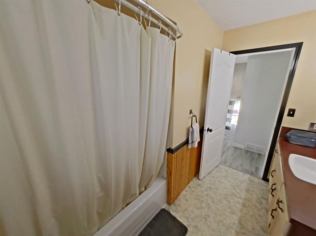 121 Park Crescent, Stavely, AB