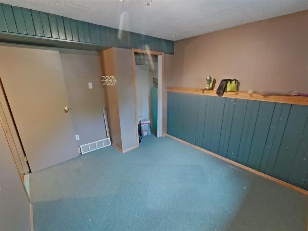 121 Park Crescent, Stavely, AB