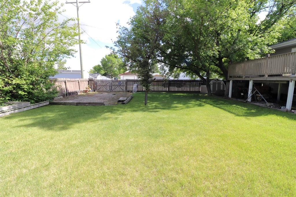 121 Park Crescent, Stavely, AB