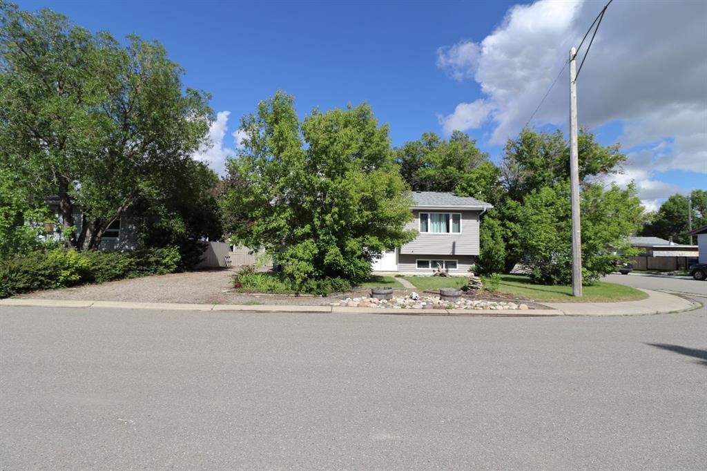 121 Park Crescent, Stavely, AB