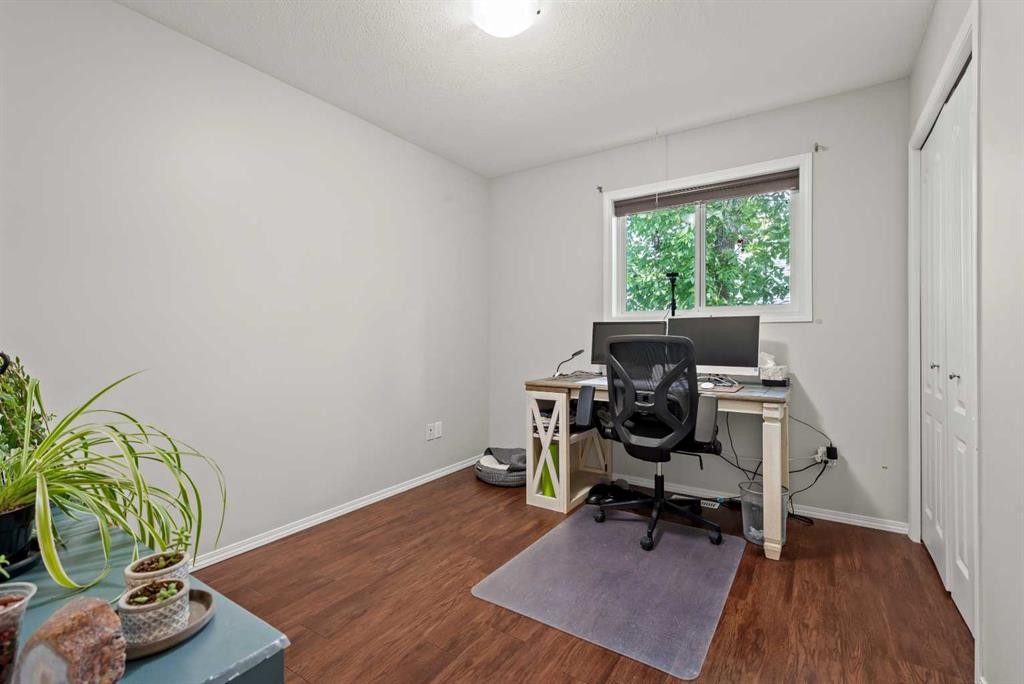 229 3 Avenue Ne, Three Hills, AB