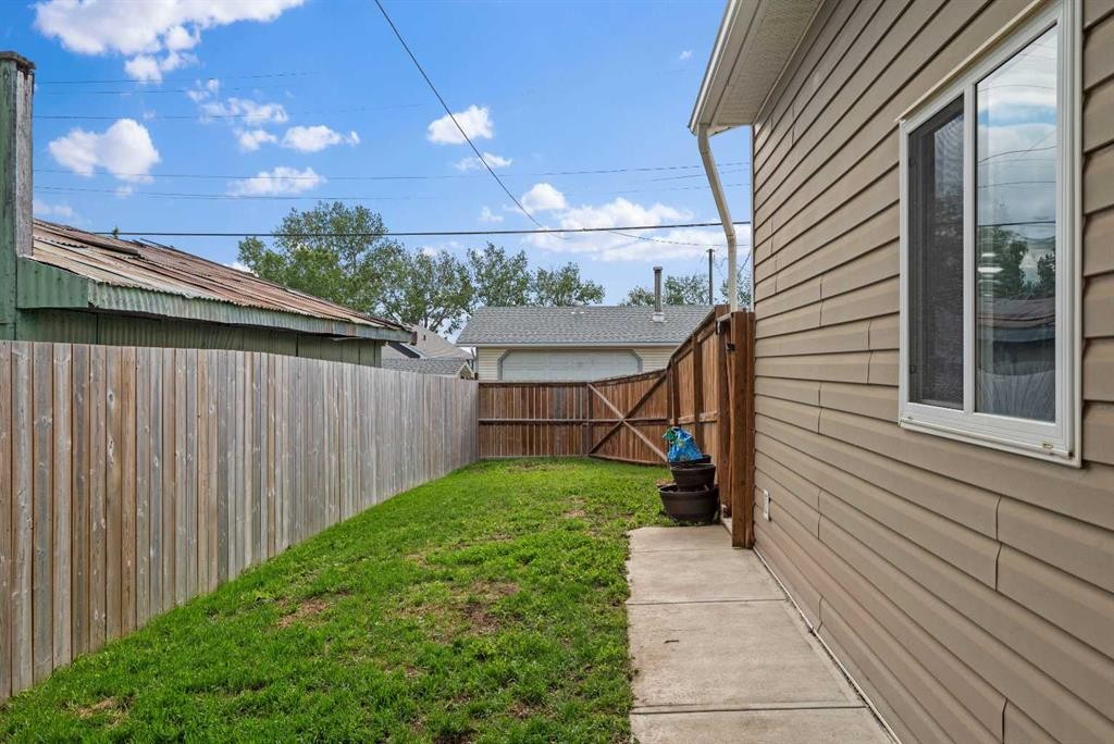 229 3 Avenue Ne, Three Hills, AB