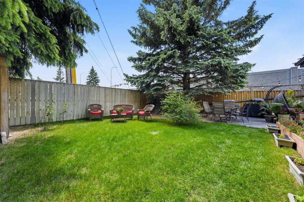 1439 90 Avenue Sw, Calgary, AB
