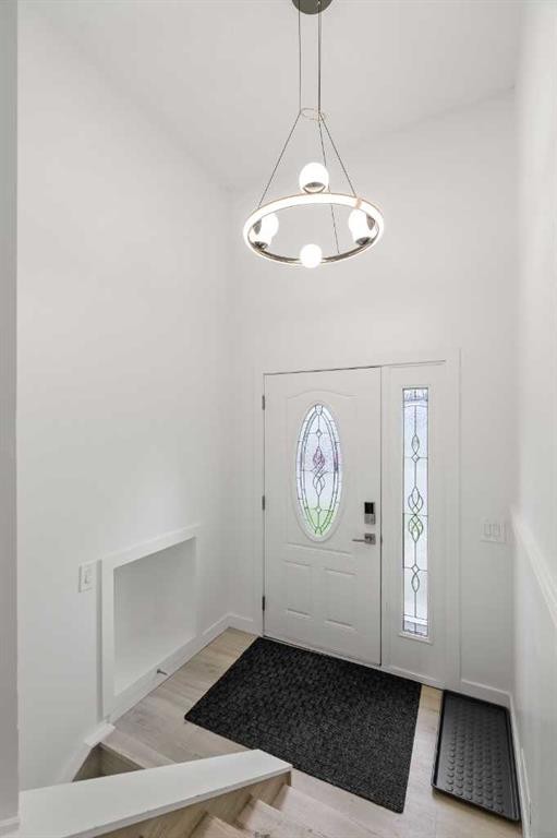 424 Penbrooke Crescent Se, Calgary, AB - Indoor Photo Showing Other Room