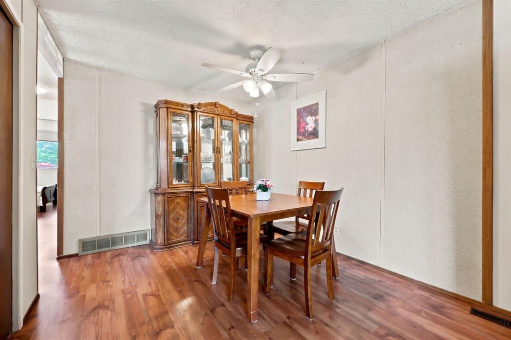 4308 38 Street Ne, Calgary, AB