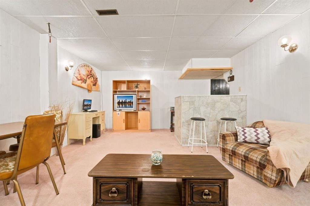 4308 38 Street Ne, Calgary, AB