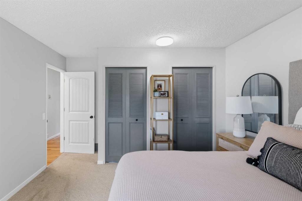331 Queensland Circle Se, Calgary, AB - Indoor Photo Showing Bedroom
