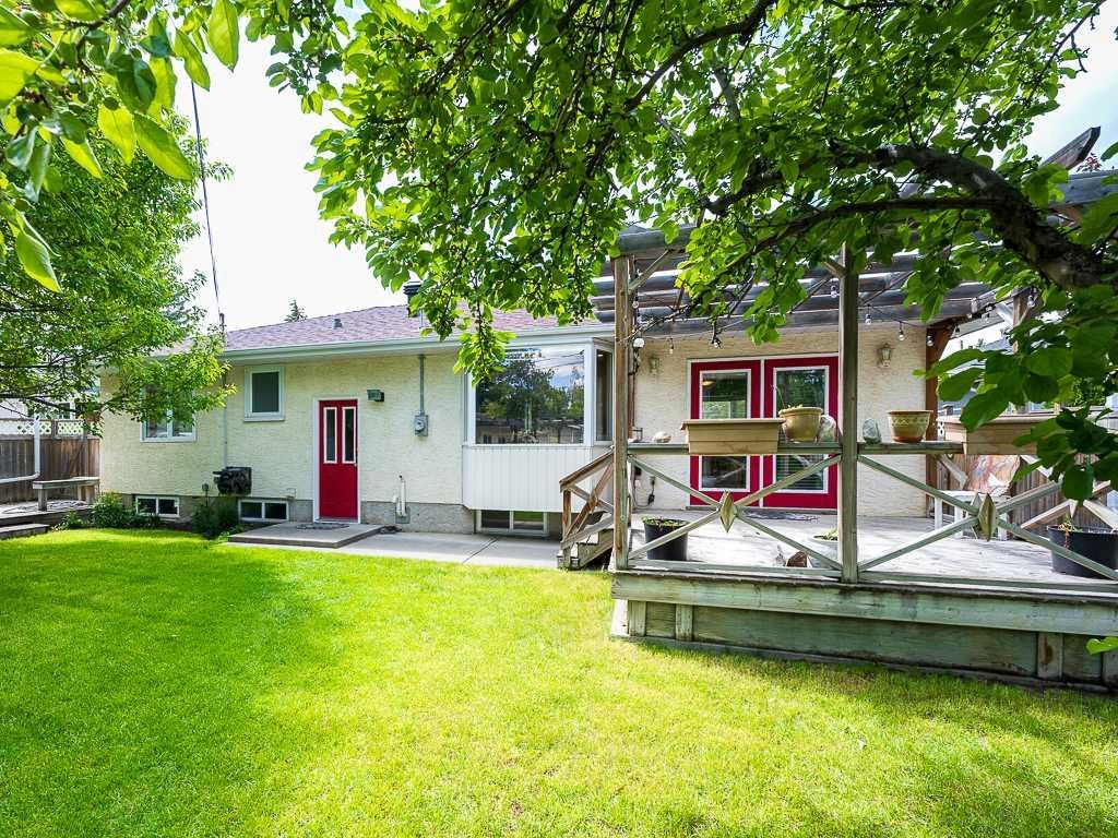 1916 Grand Oaks Drive Sw, Calgary, AB