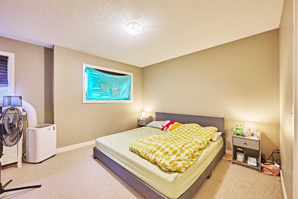 31 Pantego Lane Nw, Calgary, AB