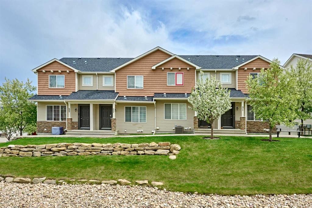 31 Pantego Lane Nw, Calgary, AB