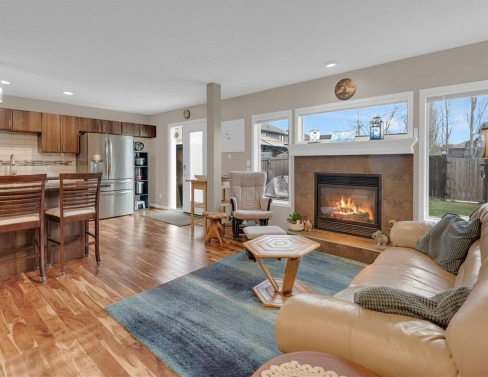 15 New Brighton Manor Se, Calgary, AB