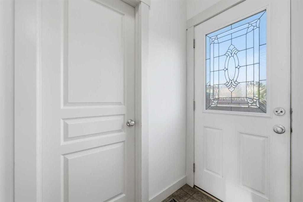 151 Royal Oak Drive Nw, Calgary, AB - Indoor Photo Showing Other Room