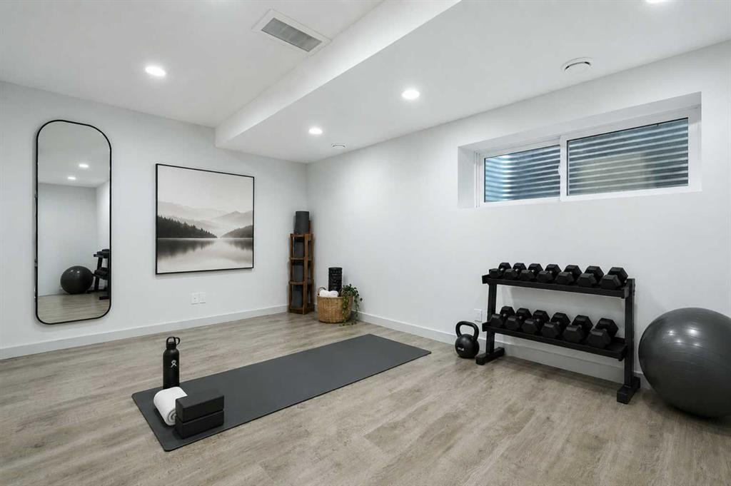 151 Royal Oak Drive Nw, Calgary, AB - Indoor