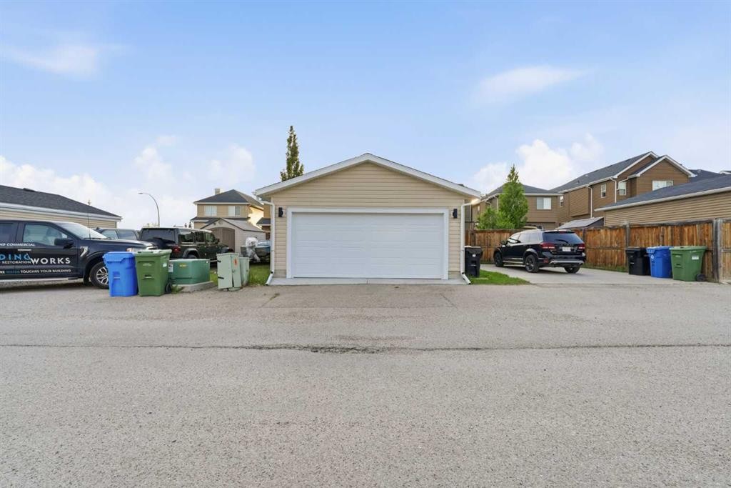 151 Royal Oak Drive Nw, Calgary, AB - Outdoor