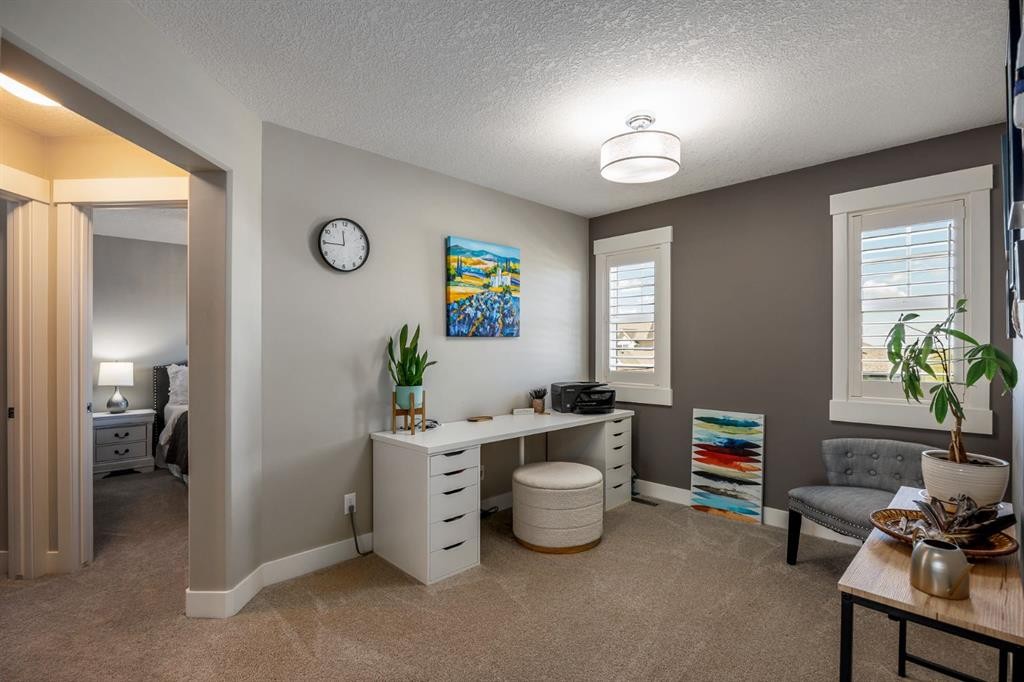 1213 Hillcrest Manor Estates, Strathmore, AB