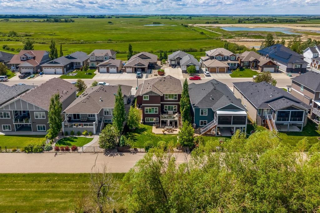 1213 Hillcrest Manor Estates, Strathmore, AB