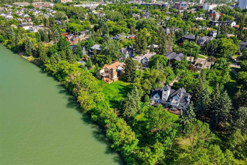 10 Major Stewart Lane Se, Calgary, AB
