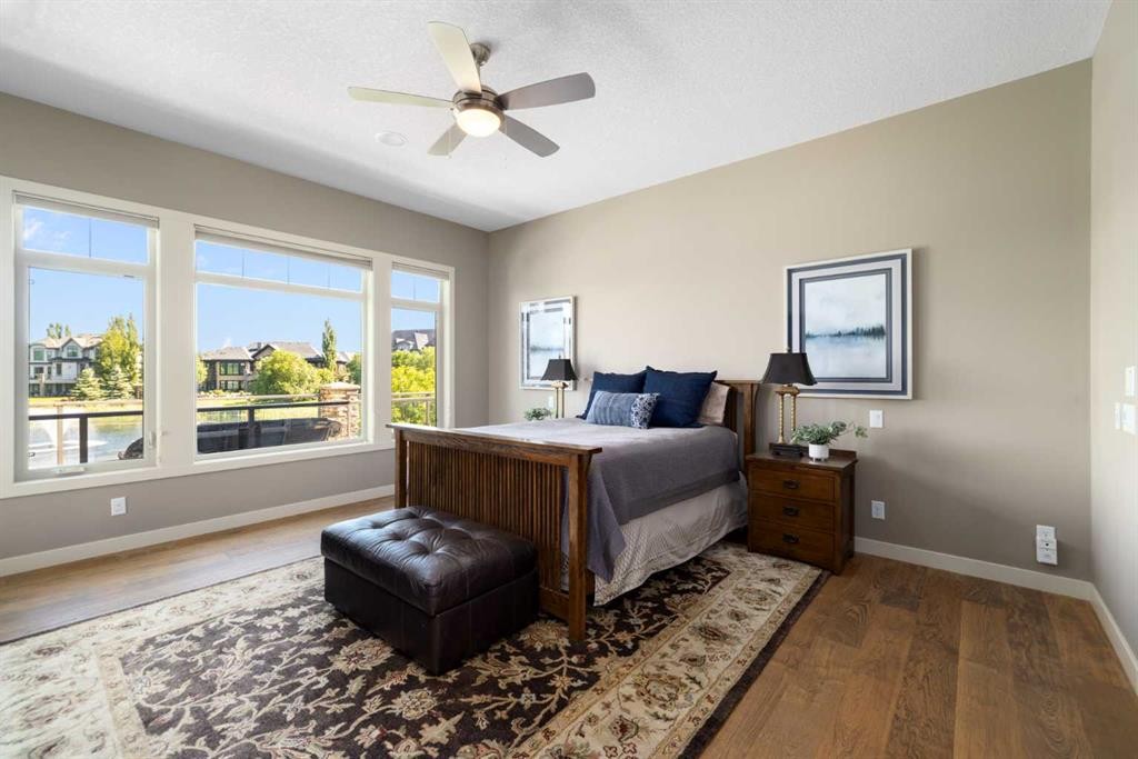 2 Heaver Gate, Heritage Pointe, AB
