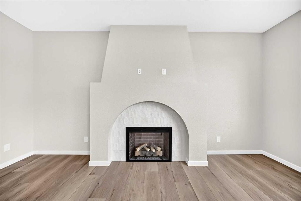 48 Creekside Path Sw, Calgary, AB - Indoor With Fireplace