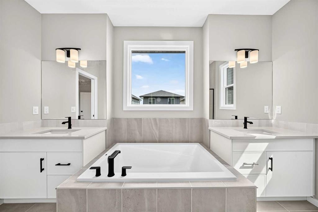 48 Creekside Path Sw, Calgary, AB - Indoor Photo Showing Bathroom
