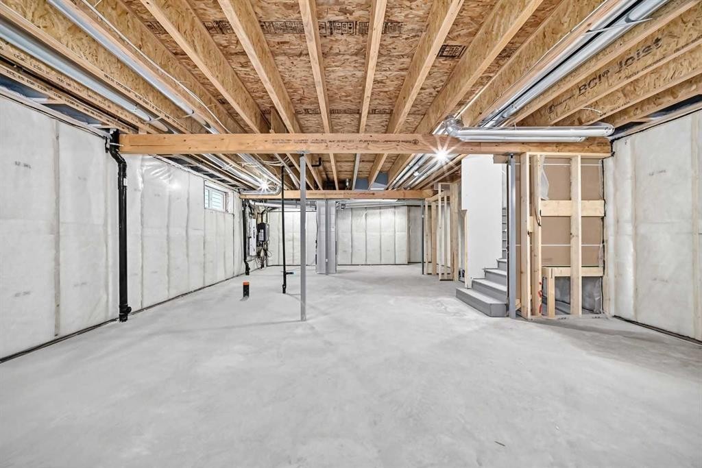 48 Creekside Path Sw, Calgary, AB - Indoor Photo Showing Basement