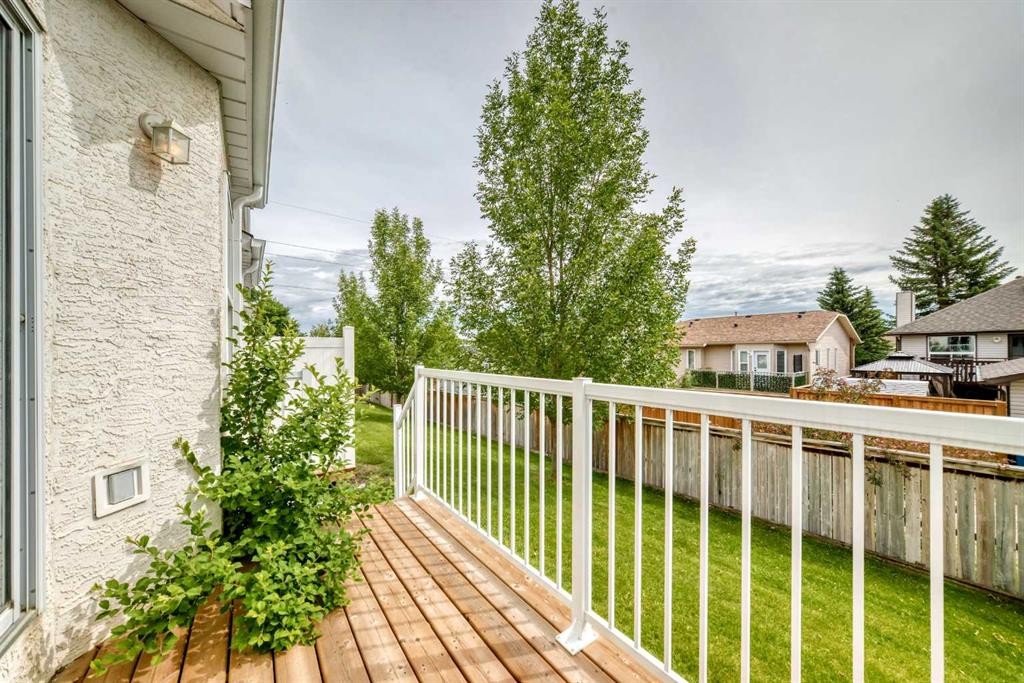 34 Shawinigan Lane Sw, Calgary, AB