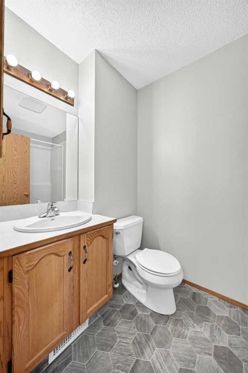34 Shawinigan Lane Sw, Calgary, AB