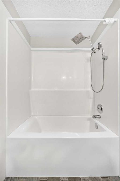 34 Shawinigan Lane Sw, Calgary, AB