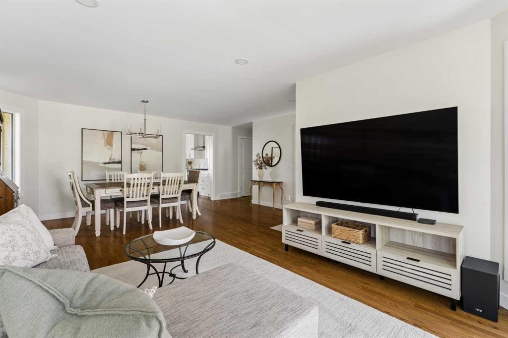5 Sienna Hills Court Sw, Calgary, AB