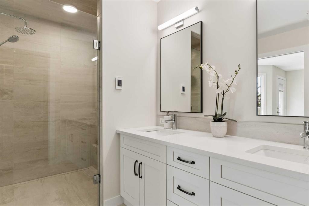 5 Sienna Hills Court Sw, Calgary, AB