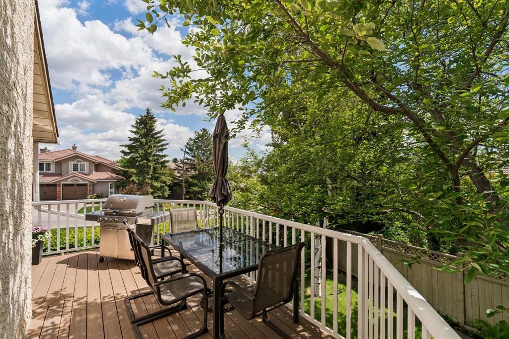 5 Sienna Hills Court Sw, Calgary, AB