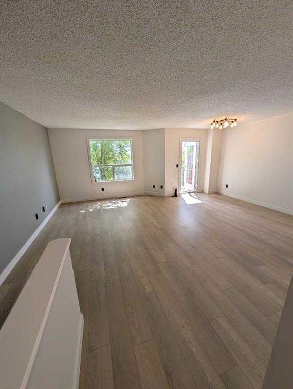 242 Taracove Place Ne, Calgary, AB