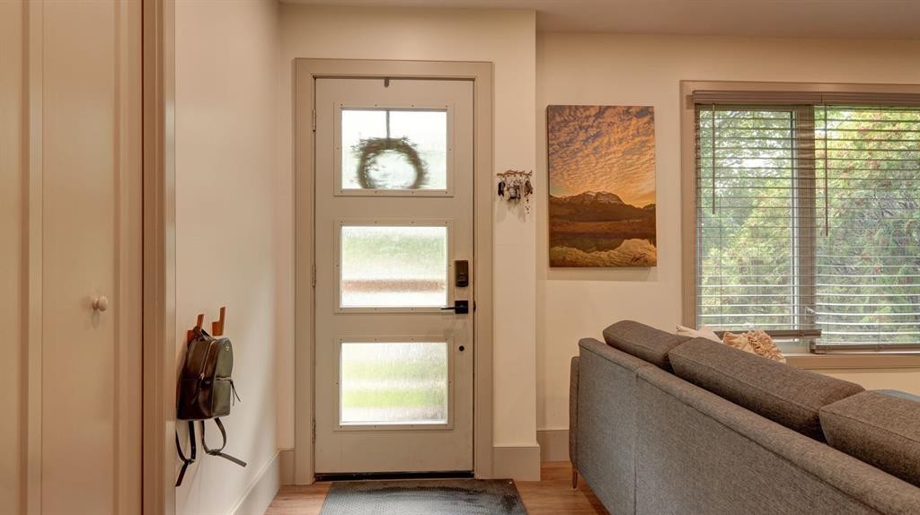 5213 3A Street West, Claresholm, AB - Indoor Photo Showing Other Room