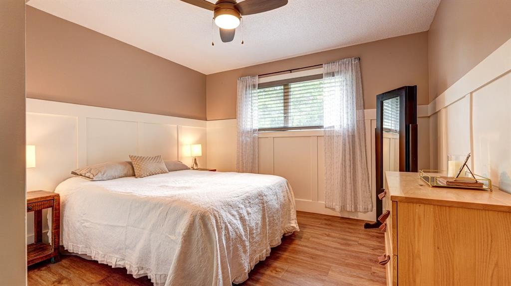 5213 3A Street West, Claresholm, AB - Indoor Photo Showing Bedroom
