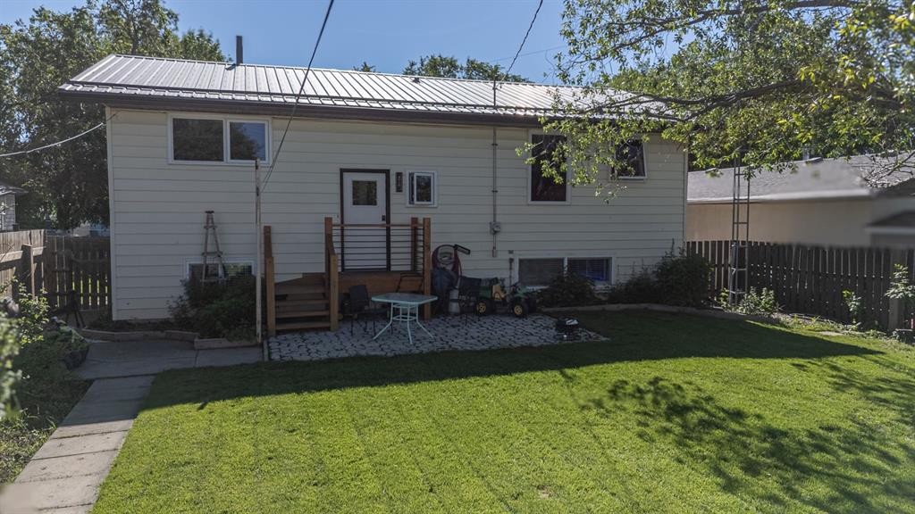 5213 3A Street West, Claresholm, AB - Outdoor With Deck Patio Veranda
