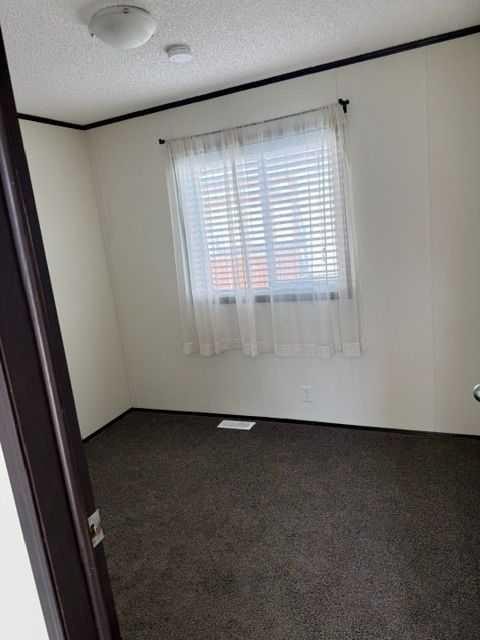 202-1101 84 Street Ne, Calgary, AB