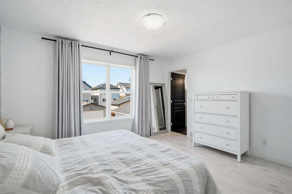 144 Copperstone Terrace Se, Calgary, AB