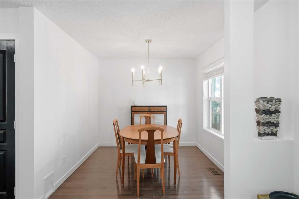 144 Copperstone Terrace Se, Calgary, AB