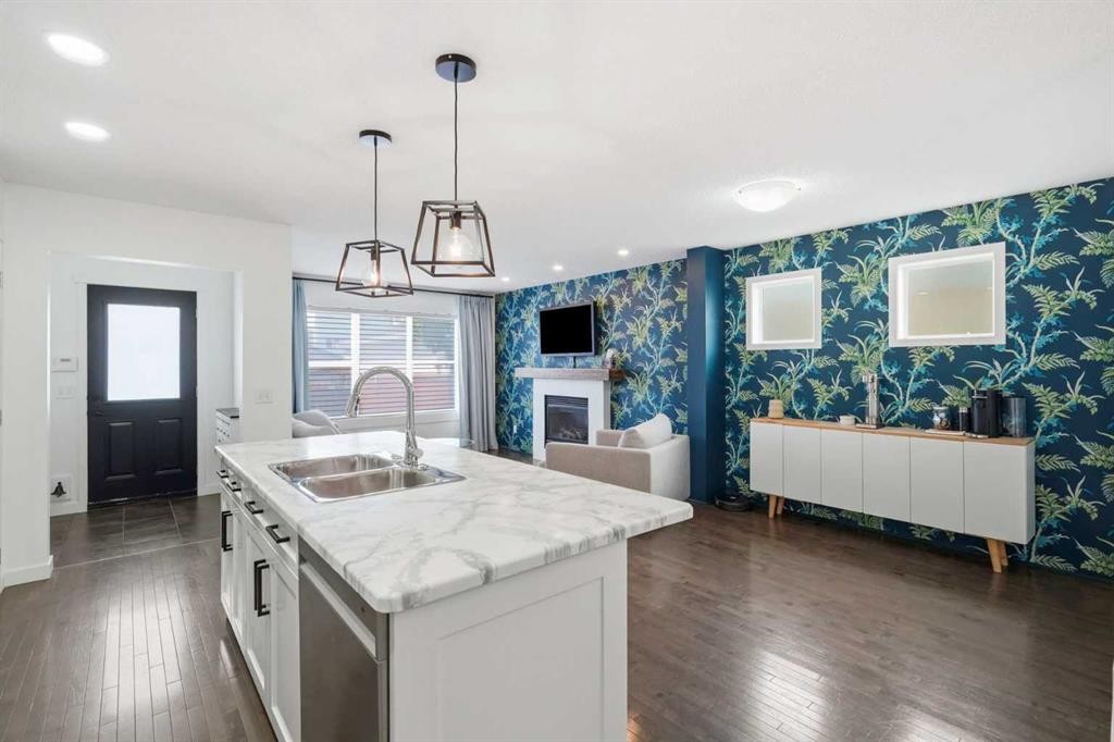144 Copperstone Terrace Se, Calgary, AB