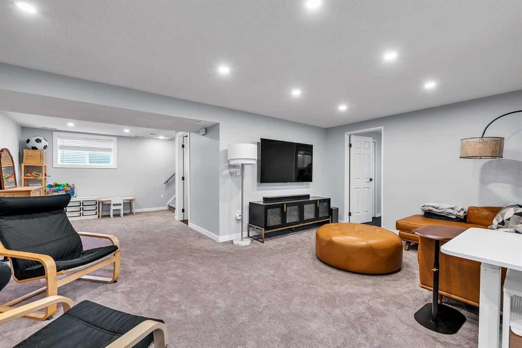 474 78 Avenue Ne, Calgary, AB - Indoor Photo Showing Basement