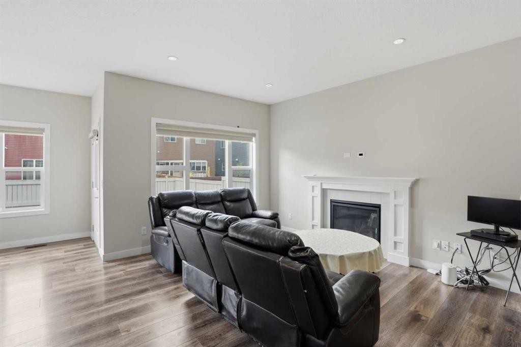 93 Saddlestone Place Ne, Calgary, AB