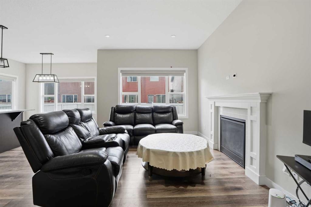 93 Saddlestone Place Ne, Calgary, AB