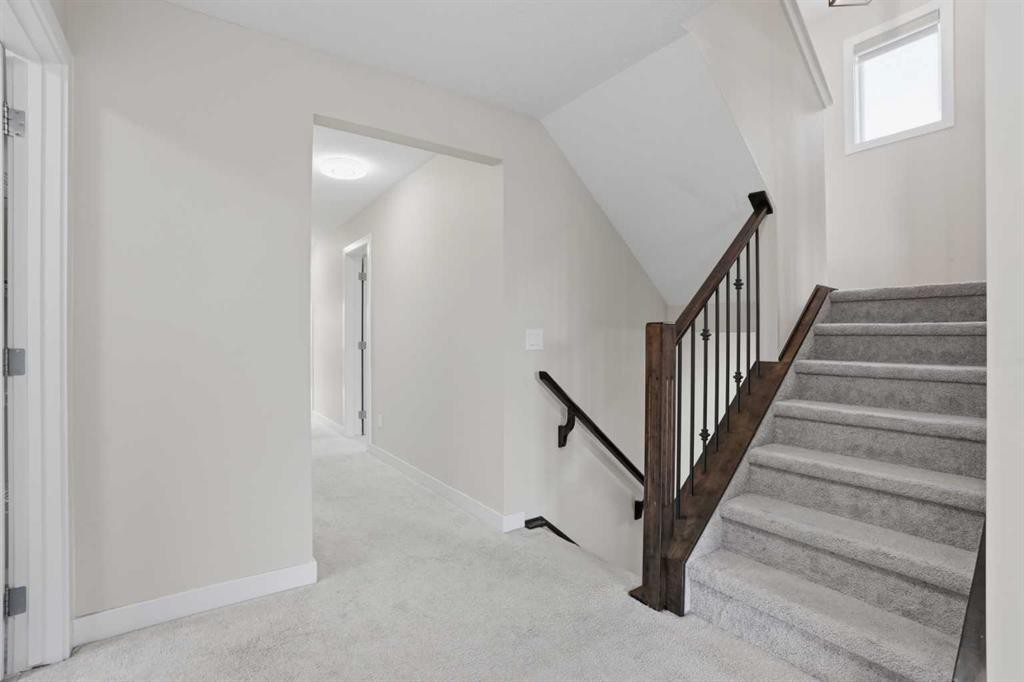 93 Saddlestone Place Ne, Calgary, AB