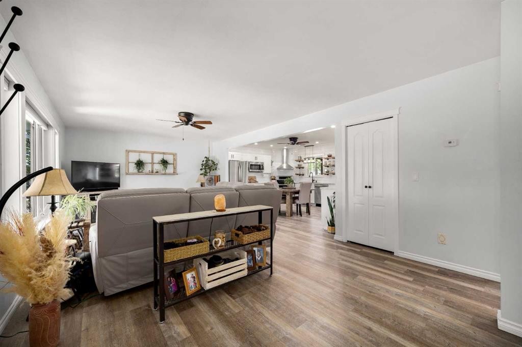4506 Shannon Drive, Olds, AB