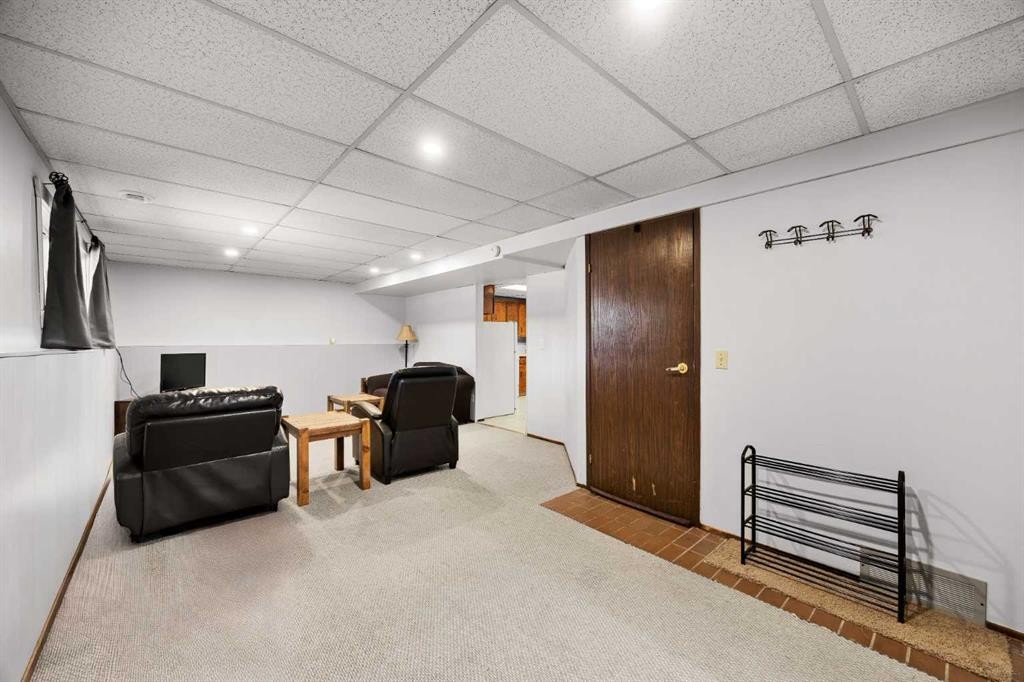 4506 Shannon Drive, Olds, AB