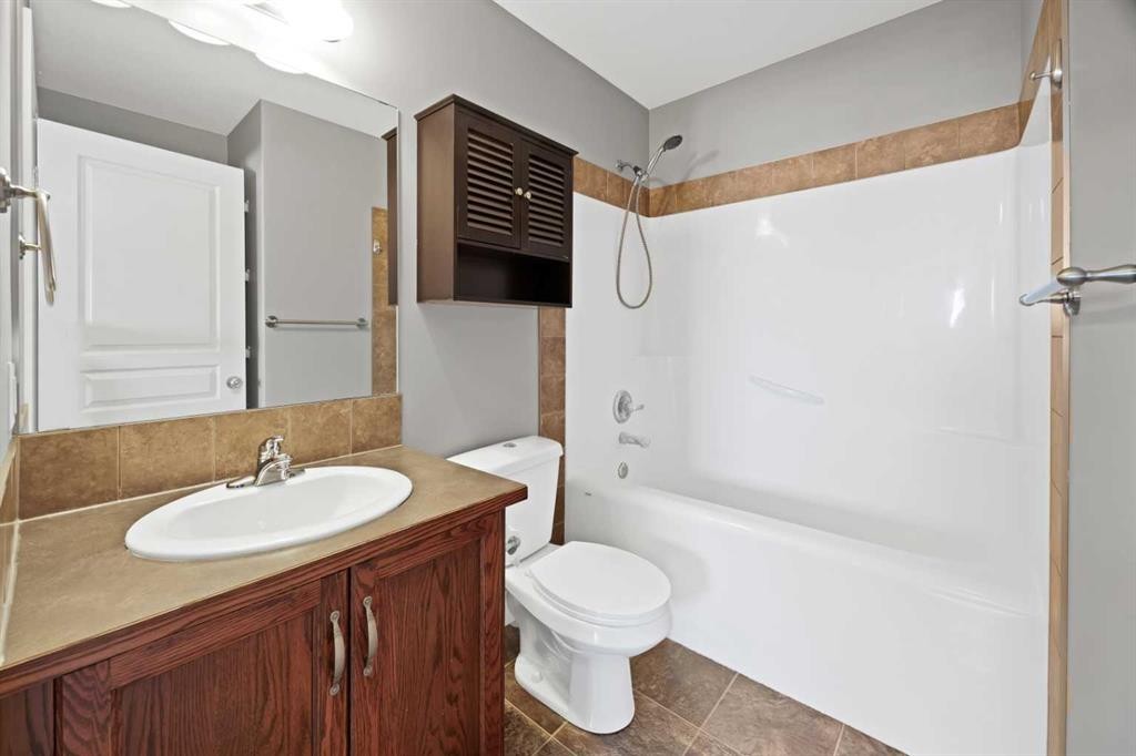 9 Mackenzie Way, Carstairs, AB